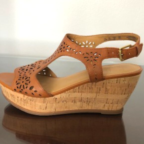 LEATHER Sandal Franco Sarto A-Flirt Wedge Sandals ~ NWOB ~ - Picture 4 of 8